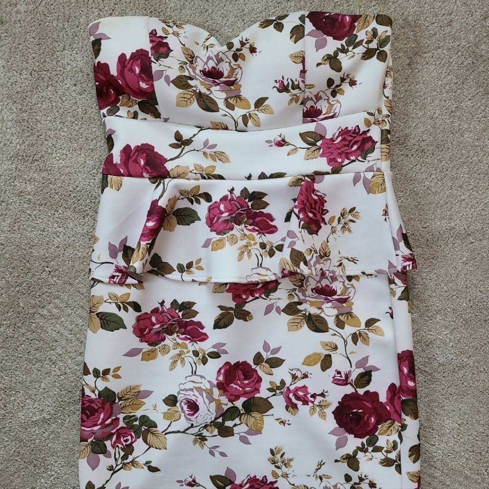 Strapless dress